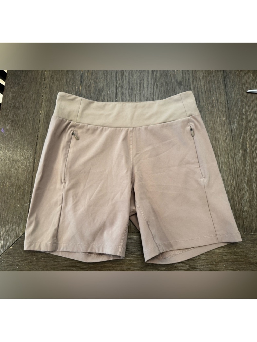 Columbia Women's Light Taupe Pull-On Active Shorts